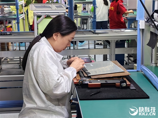 微星笔记本昆山工厂行：27.2万平米最大！自动化程度令人惊叹