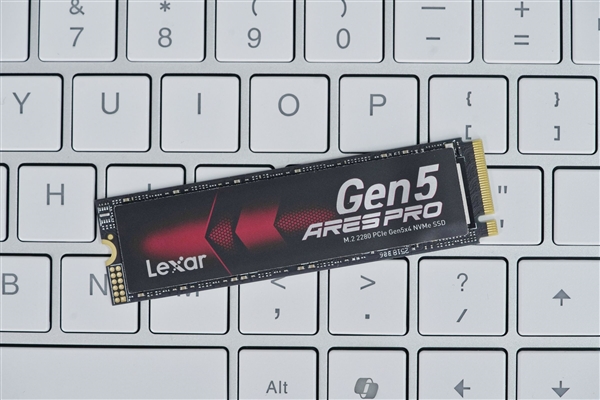 Gen5终极利器！雷克沙ARES PRO Gen5 SSD 4TB图赏