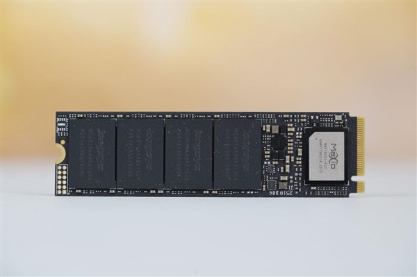 Gen5终极利器！雷克沙ARES PRO Gen5 SSD 4TB图赏