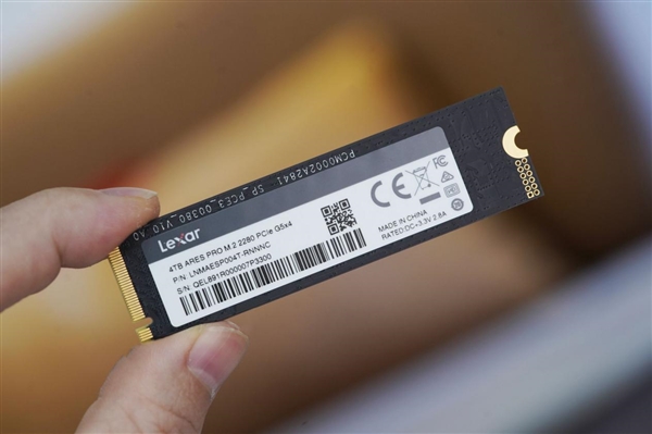 Gen5终极利器！雷克沙ARES PRO Gen5 SSD 4TB图赏