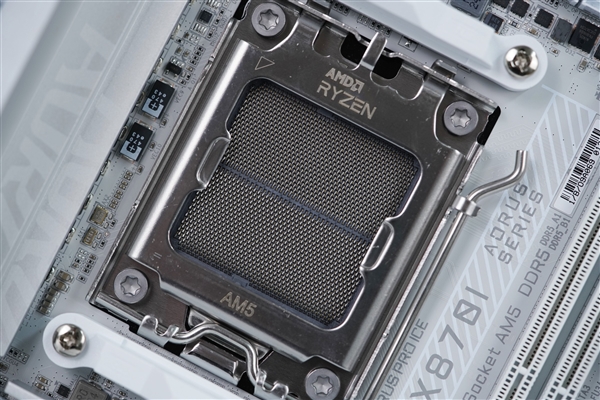 AIDA64全线初步支持AMD Zen6！会叫锐龙10000系列吗