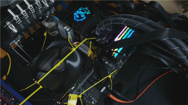 显卡装上CPU散热 GTX 960魔改成功：一举打破3DMark纪录！