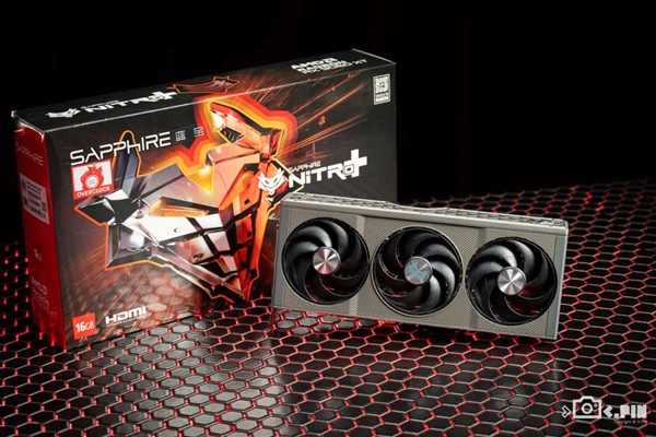 比英伟达更便宜 AMD新的甜品卡用起来到底怎么样