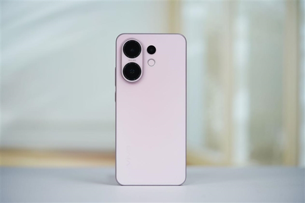 手感绝佳纯直屏！vivo S30桃桃粉图赏