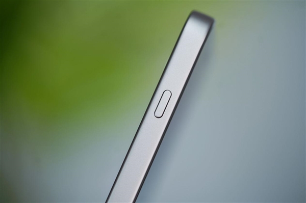 性能最强天玑手机！一加Ace 5至尊版图赏