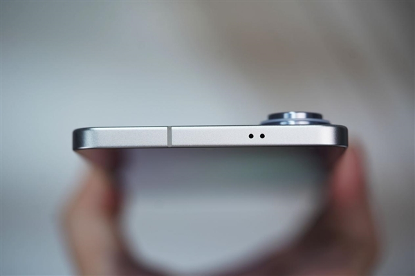 5.8mm超薄旗舰！三星Galaxy S25 Edge图赏