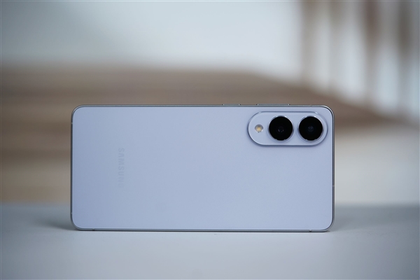 5.8mm超薄旗舰！三星Galaxy S25 Edge图赏