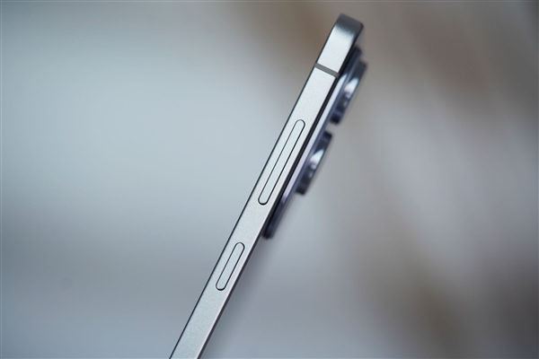 5.8mm超薄旗舰！三星Galaxy S25 Edge图赏