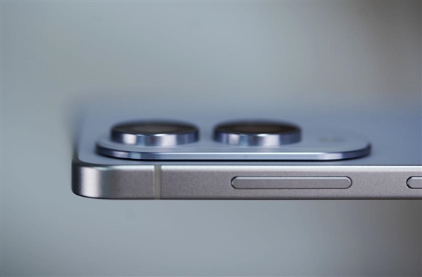 5.8mm超薄旗舰！三星Galaxy S25 Edge图赏