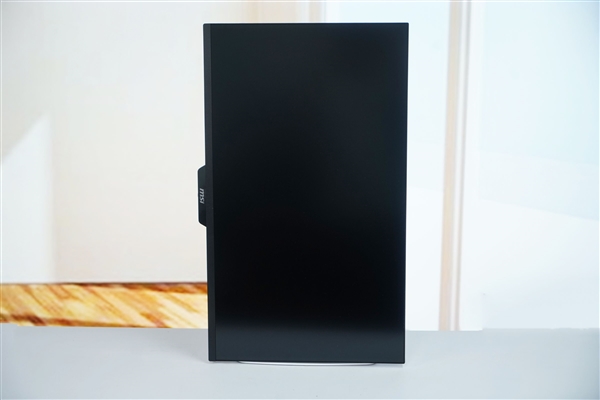 Mini LED屏/320Hz刷新率！微星MPG 274URDFW E16M显示器图赏