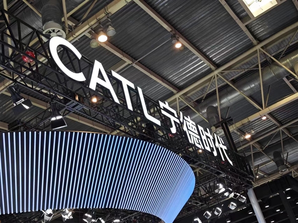 宁德时代宣布量产交付大容量587Ah电芯 ：能量密度达435Wh/L