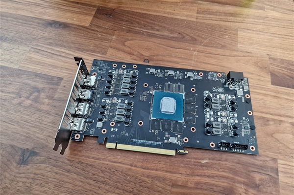 显卡/主板PCB颜色越深性能越强吗：一文读懂