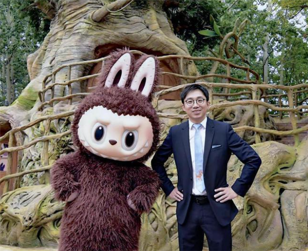 张雪峰谈泡泡玛特王宁晋升河南首富：高考考不好也能大有可为！