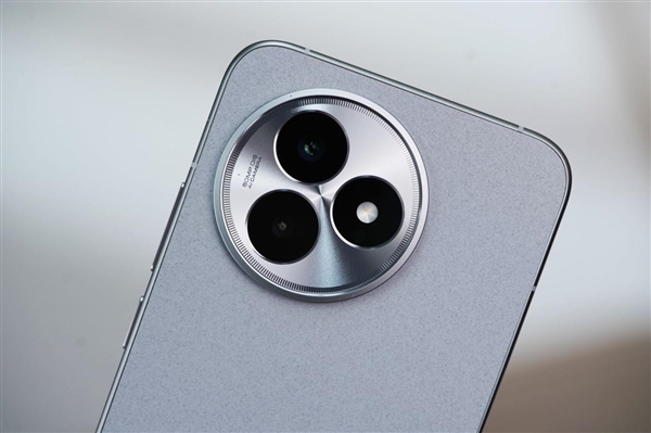 天玑9400+满血旗舰！Redmi K80至尊版图赏