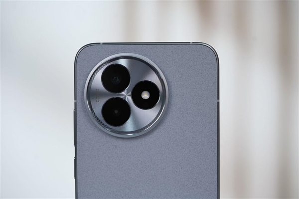 天玑9400+满血旗舰！Redmi K80至尊版图赏