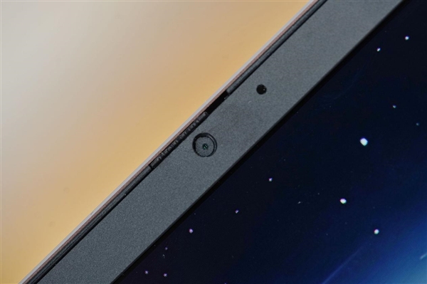 新一代六边形战士！七彩虹iGame M16 Origo图赏