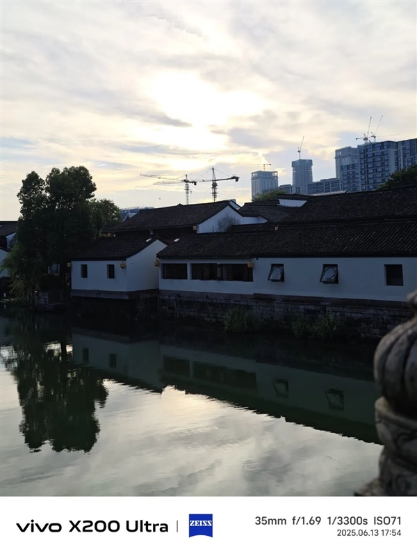 敢卖到一万块的华为超大杯 影像到底能不能打