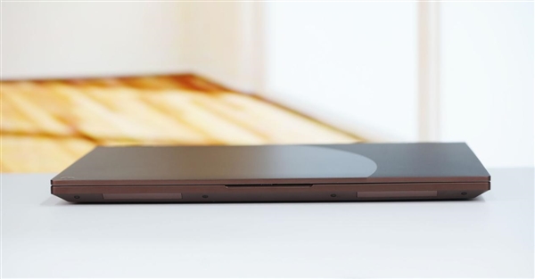 新一代六边形战士！七彩虹iGame M16 Origo图赏