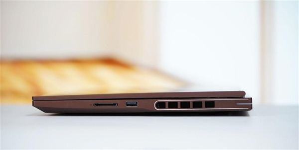 新一代六边形战士！七彩虹iGame M16 Origo图赏