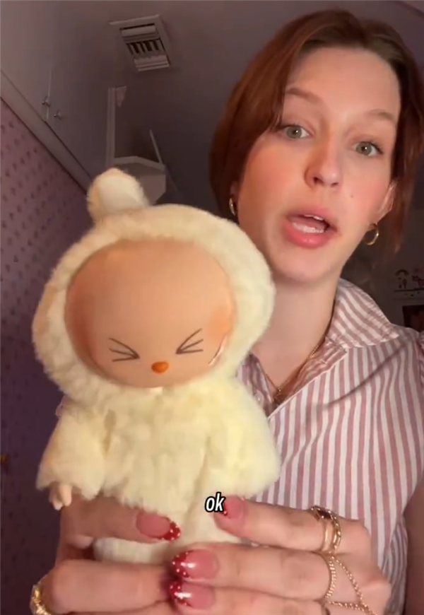 拉布布被炒到天价后 泡泡玛特昨天把黄牛砸破防了