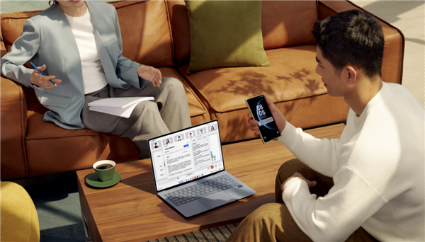 更流畅、更智能、更安全：解码HDC 2025鸿蒙电脑新体验