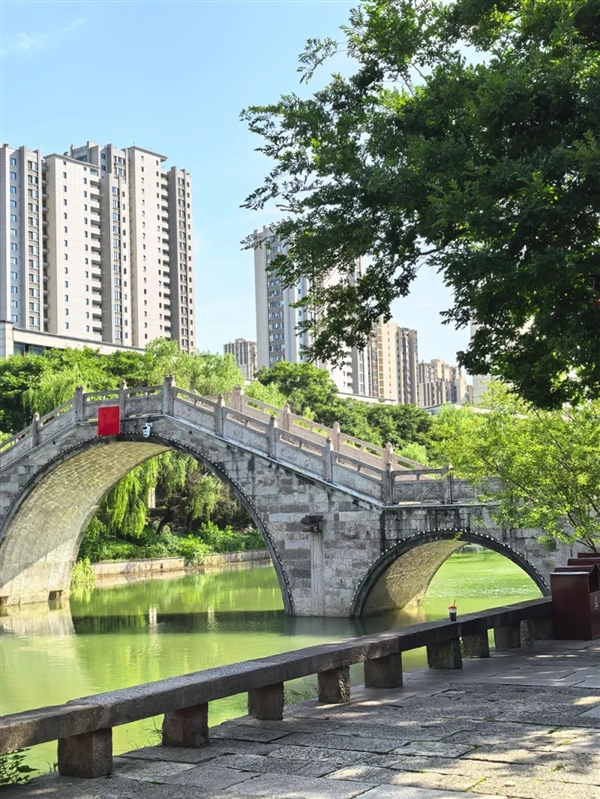 敢卖到一万块的华为超大杯 影像到底能不能打