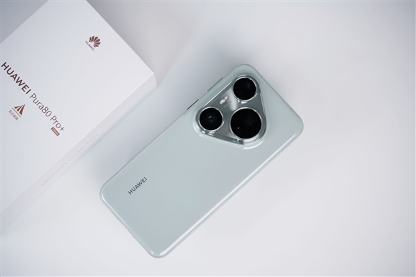 1英寸摄像头太夸张！华为Pura 80 Pro+釉青图赏