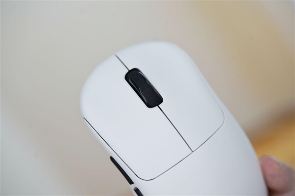 原生级双8K回报率！雷柏VT3S鼠标图赏