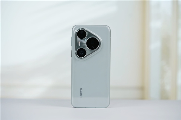 1英寸摄像头太夸张！华为Pura 80 Pro+釉青图赏
