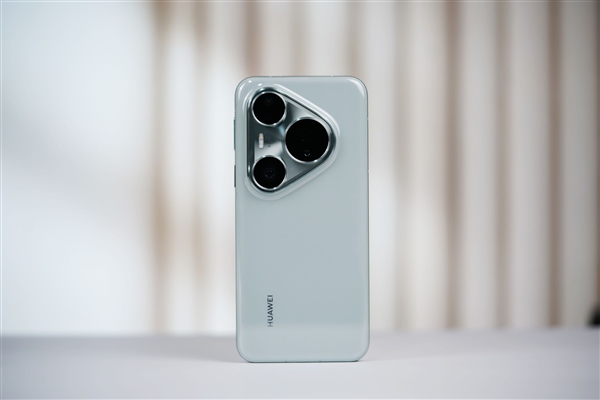 1英寸摄像头太夸张！华为Pura 80 Pro+釉青图赏
