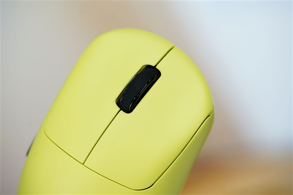 2万帧率中小手！雷柏VT3S Max鼠标图赏