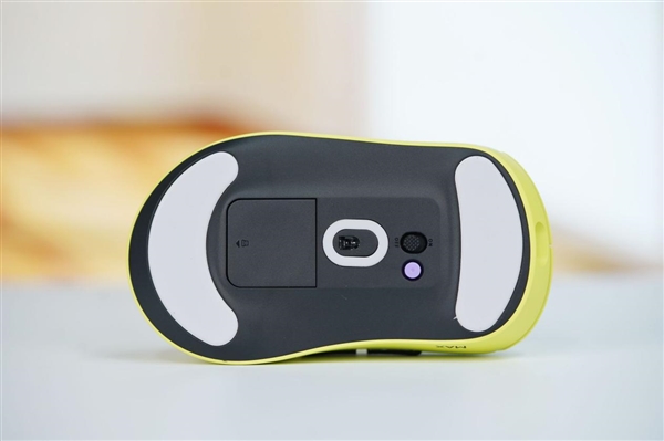 2万帧率中小手！雷柏VT3S Max鼠标图赏