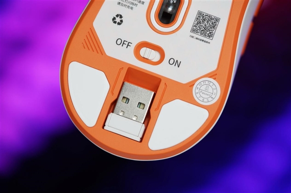 第一款自主可控高性能国产星闪鼠标！攀升炎橙星闪鼠标图赏