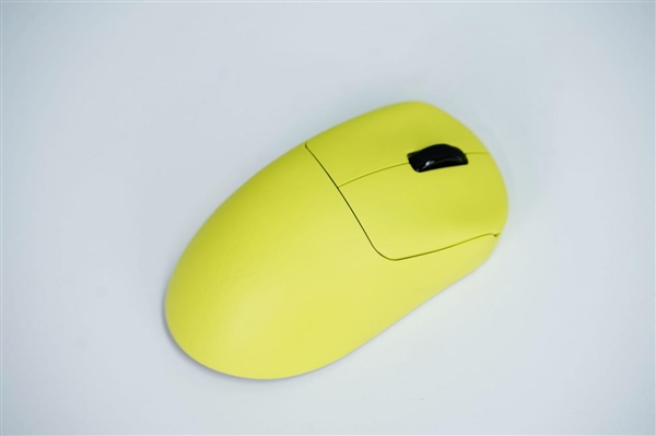 2万帧率中小手！雷柏VT3S Max鼠标图赏