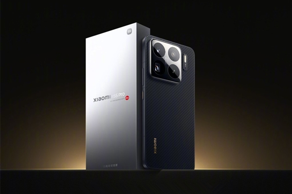 首发玄戒O1！雷军：小米15S Pro体验被大家认可 我非常高兴