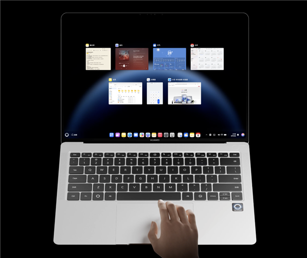 安全、流畅、智能获认可！鸿蒙电脑成为2025天津夏季达沃斯中方办公支持电脑
