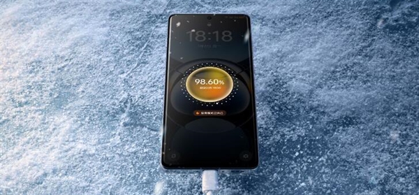 OPPO K13 Turbo看点汇总：骁龙8s Gen4+风扇 改写中端机性能规则