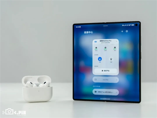 vivo刚出的这台折叠屏 我愿称它为“苹果最佳搭子”