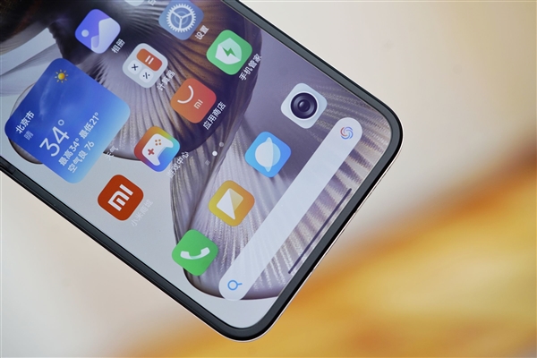 满配旗舰小折叠屏！小米MIX Flip 2图赏