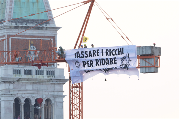 贝索斯包下半个威尼斯办婚礼 为何遭遇最漫溢的恶意