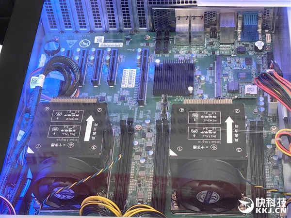 48家齐发！龙芯3C6000系列揭秘：终于开始堆核 超越三代至强只是开始