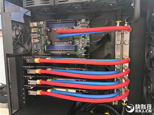 48家齐发！龙芯3C6000系列揭秘：终于开始堆核 超越三代至强只是开始