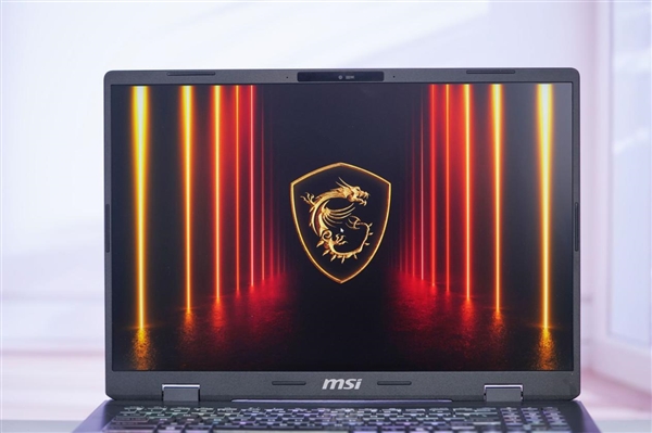 性价比水桶本新标杆！微星神影16锐龙版2025笔记本图赏