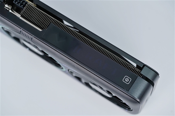 灵动双显灯效！铭瑄RTX 5060 Ti iCraft电竞之心OC 16G图赏