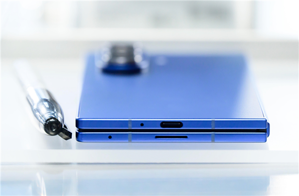 从Galaxy Fold到Galaxy Z Fold7：看三星如何定义折叠屏未来