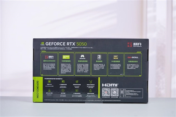 双风扇短小精悍！耕升RTX 5050追风OC显卡图赏