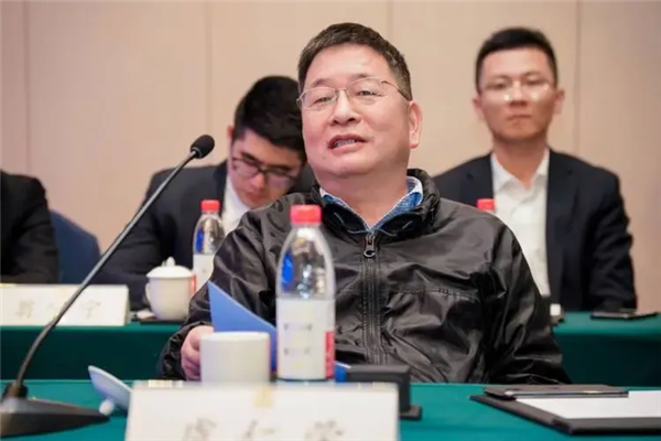 你手机摄像头里的“万年老三” 这次也想上桌吃饭