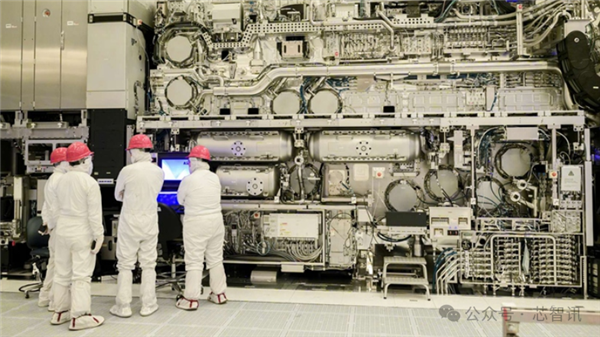 Intel俄勒冈州晶圆厂裁员扩大至2329人：去年已裁掉约3000人