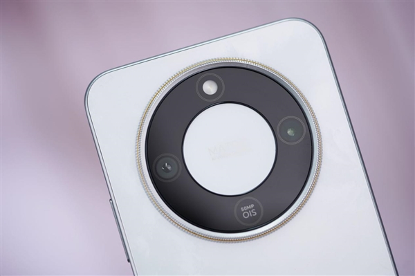 史上最大电池手机！荣耀X70图赏