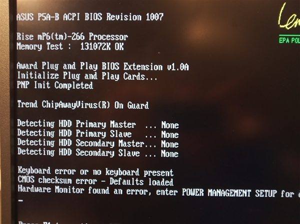 不知你是否见过：芯片收藏家展示其最稀有的x86 CPU